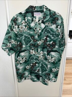 KY's International Green Hawaiian Floral Island Button Down Shirt | 2XL